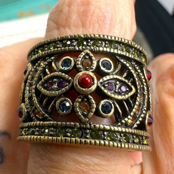 Heidi Daus Cigar Band Flower Ring - size 9 - Picture 3 of 10